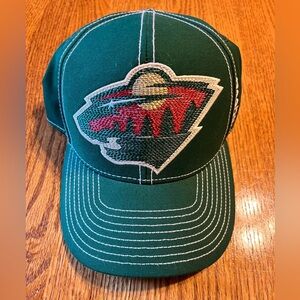 Reebok NHL Minnesota Wild Flexfit Hat Excellent Condition